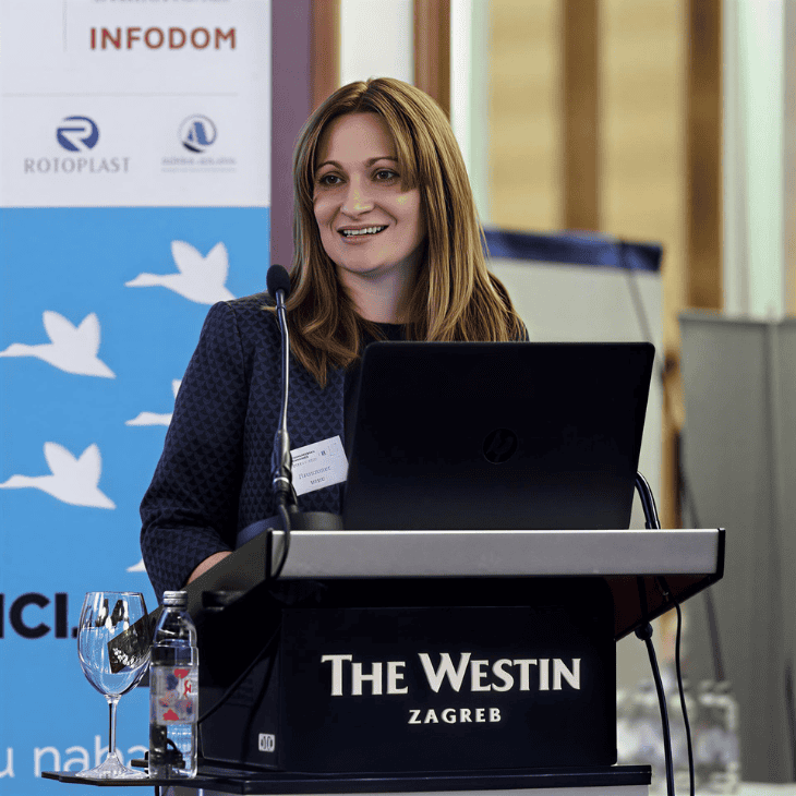 mirela-senica-nk-2026